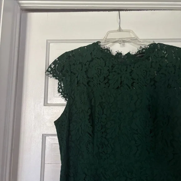 Merokeety Green Lace Dress - Picture 6 of 8
